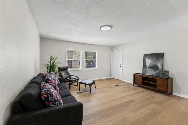 $250,000 | 1323 East 21st Street, Lawrence, KS 66046