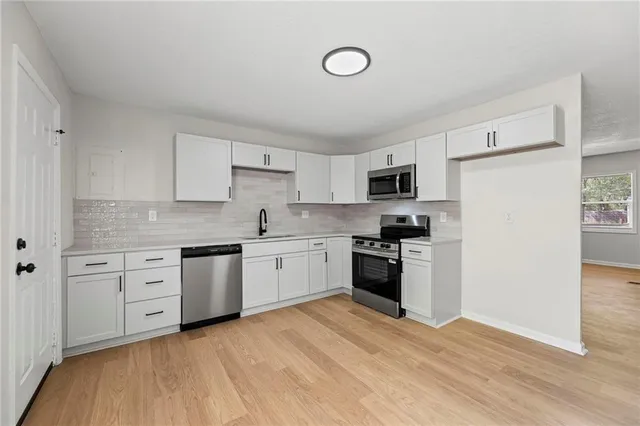 $250,000 | 1323 East 21st Street, Lawrence, KS 66046