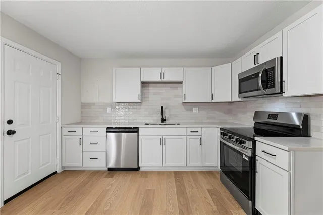 $250,000 | 1323 East 21st Street, Lawrence, KS 66046