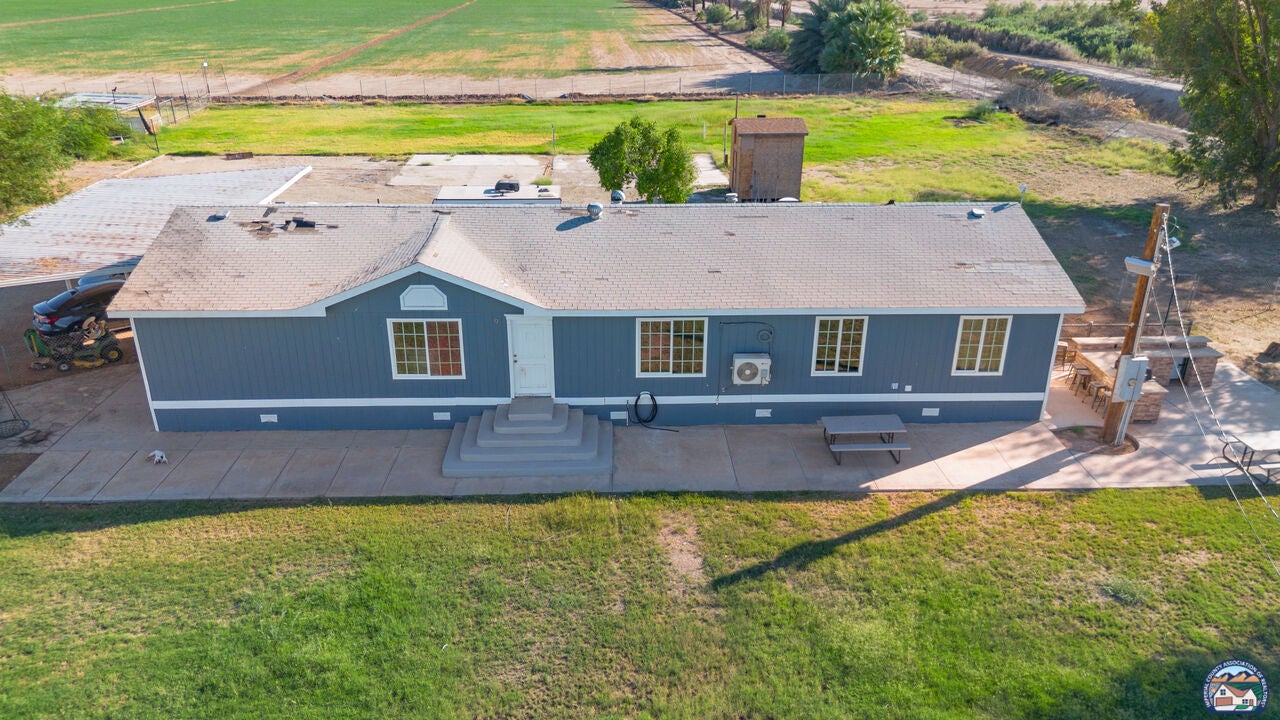 95 Cruickshank Road El Centro, CA 92243 - Photo 2 of 30 Gallery Image 2