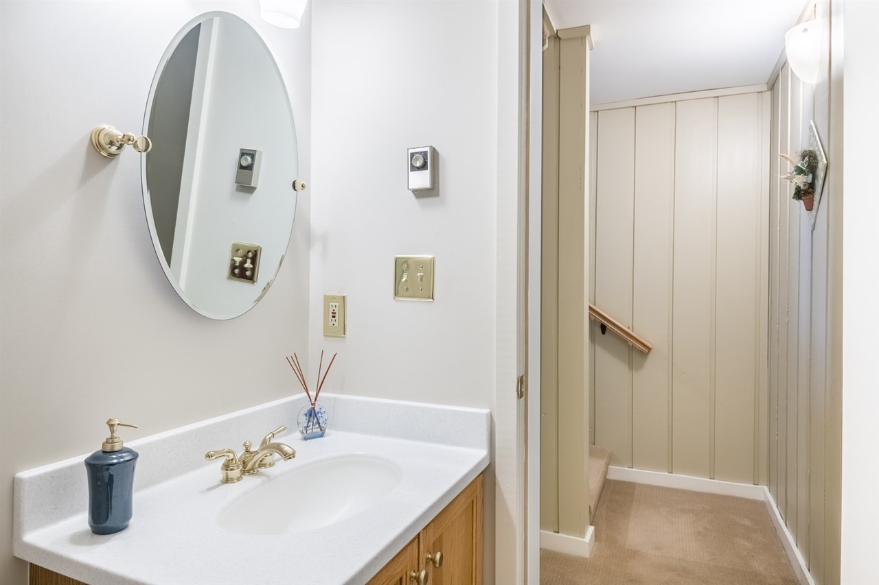 29 A Flume Road Lincoln, NH 03251 - Photo 28 of 40