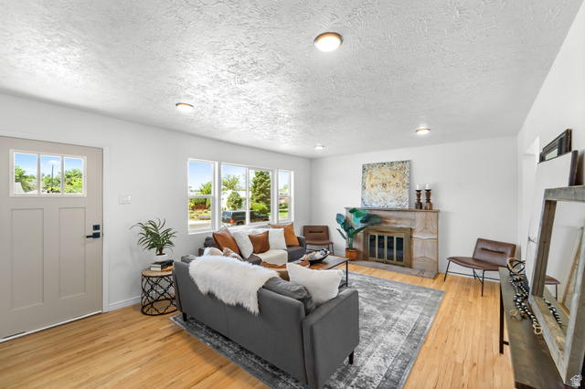 343 East 6990th Street South Midvale, UT 84047 - Photo 10 of 45