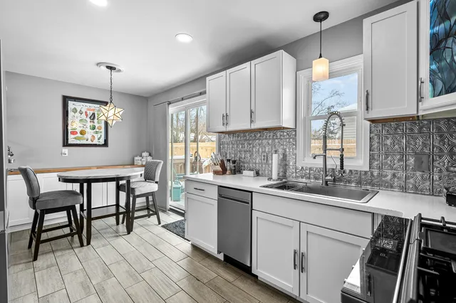 $280,000 | 2018 Potomac Avenue, Portage, MI 49024