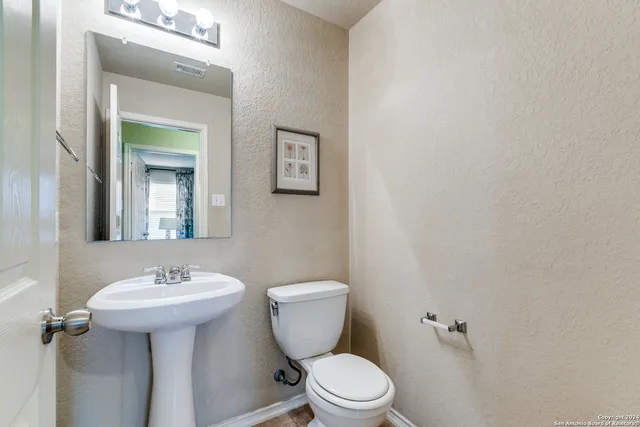 $295,000 | 11346 Camp Creek Trail, San Antonio, TX 78245