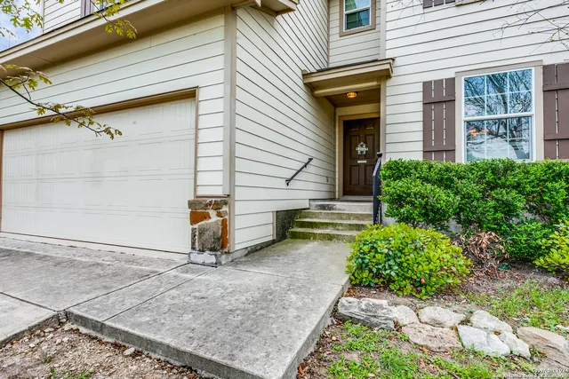 $295,000 | 11346 Camp Creek Trail, San Antonio, TX 78245