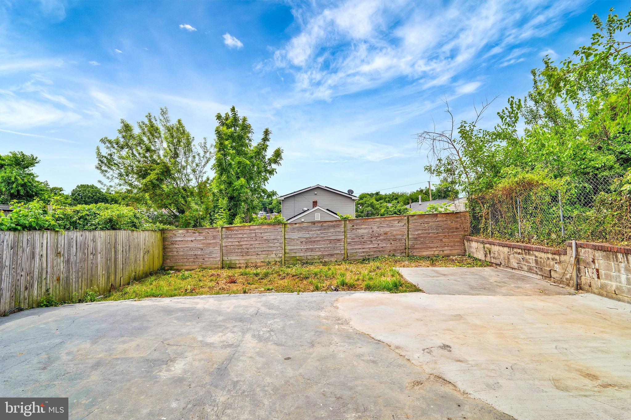 4203 Shell Street Capitol Heights, MD 20743 - Photo 36 of 39 Back yard