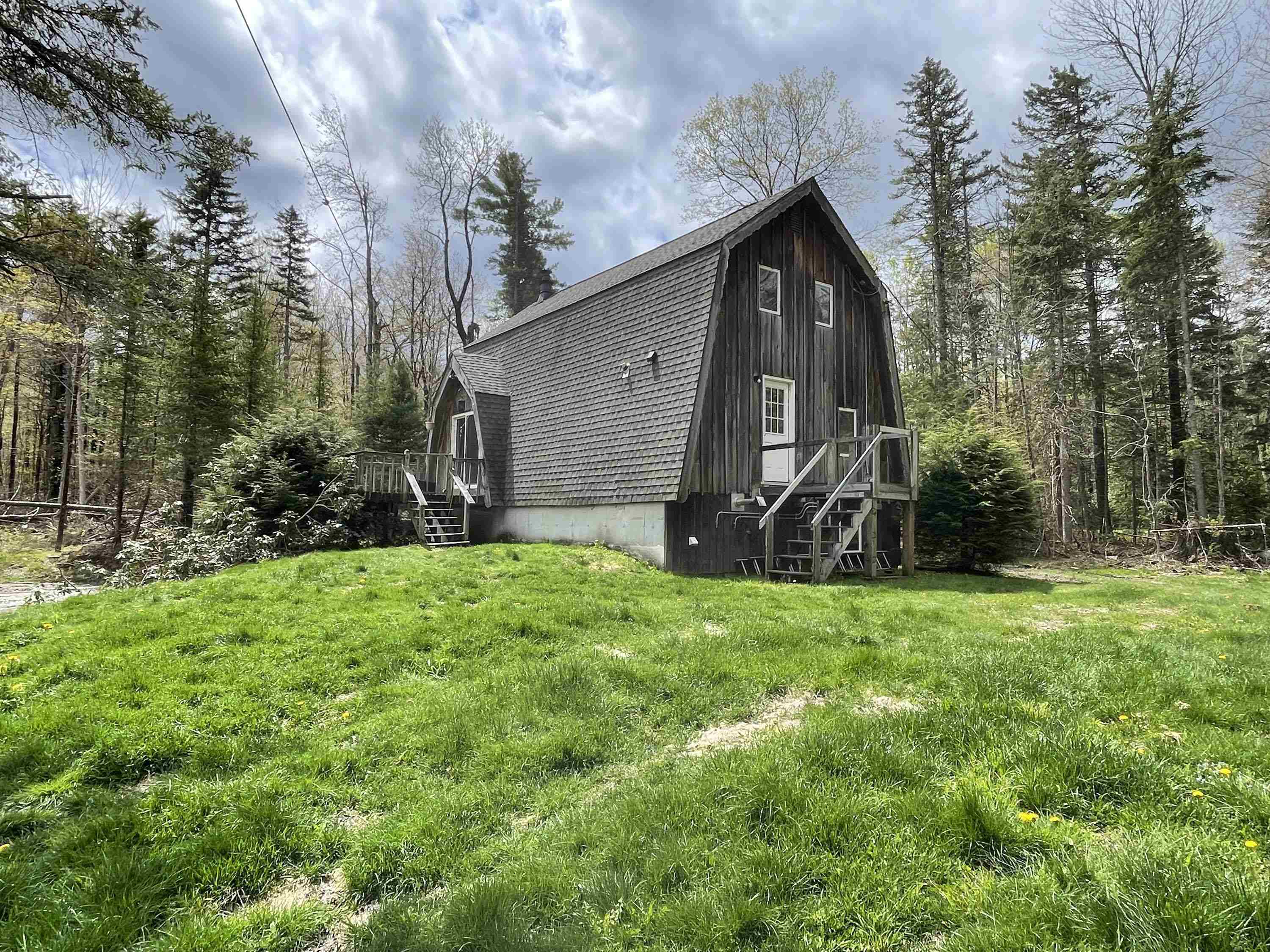 33 Forrest Lane Newfane, VT 05345 - Photo 3 of 36