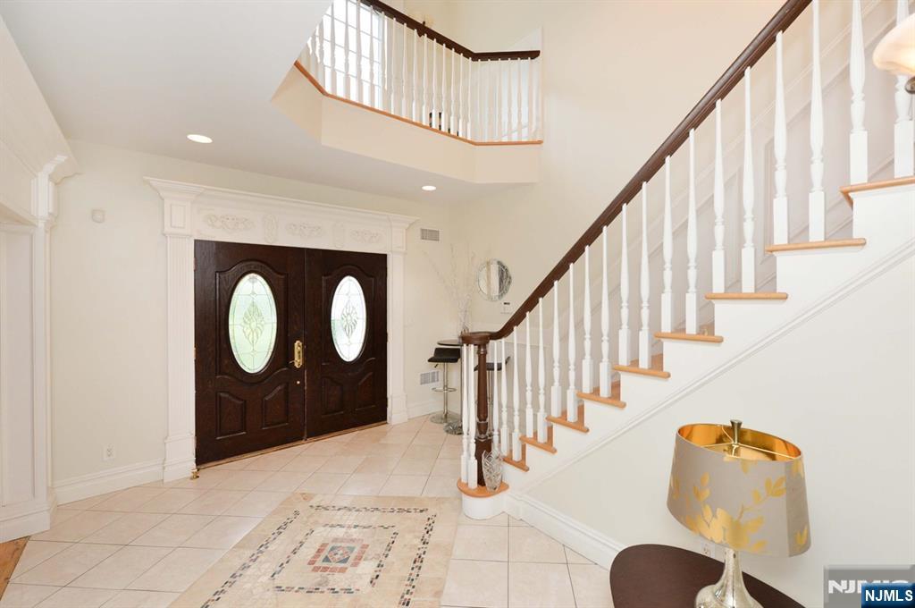 2186 Jones Road Fort Lee, NJ 07024 - Photo 14 of 27 a view of entryway