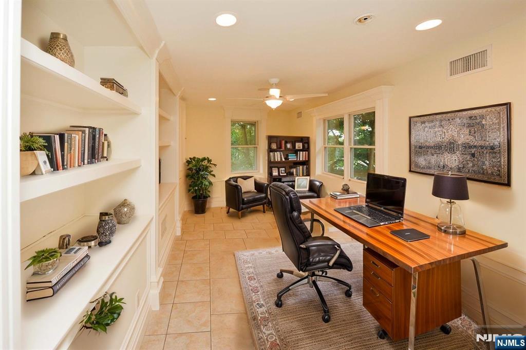 2186 Jones Road Fort Lee, NJ 07024 - Photo 25 of 27 a workspace with furniture and window