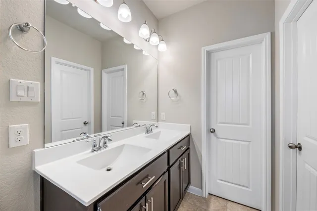 $2,450 | 1234 Willow Plains Lane, Rosenberg, TX 77471