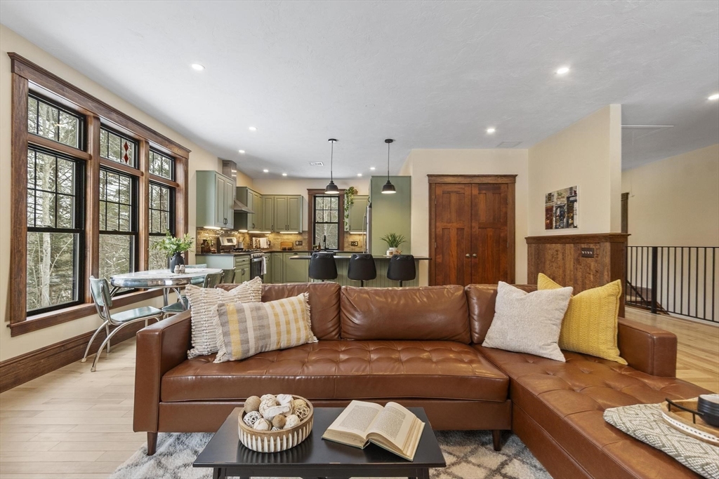 275 Crawford Road Oakham, MA 01068 - Photo 12 of 42