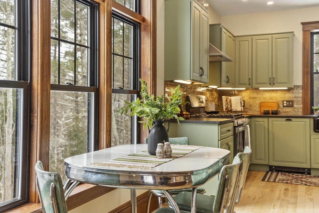 275 Crawford Road Oakham, MA 01068 - Photo 15 of 42