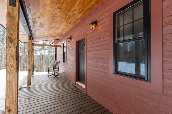 $550,000 | 275 Crawford Road, Oakham, MA 01068
