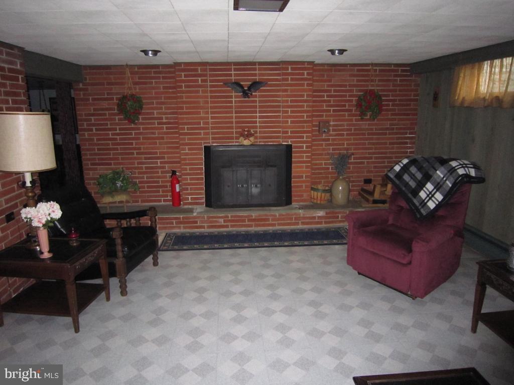 1219 East Newport Road Lititz, PA 17543 - Photo 14 of 23