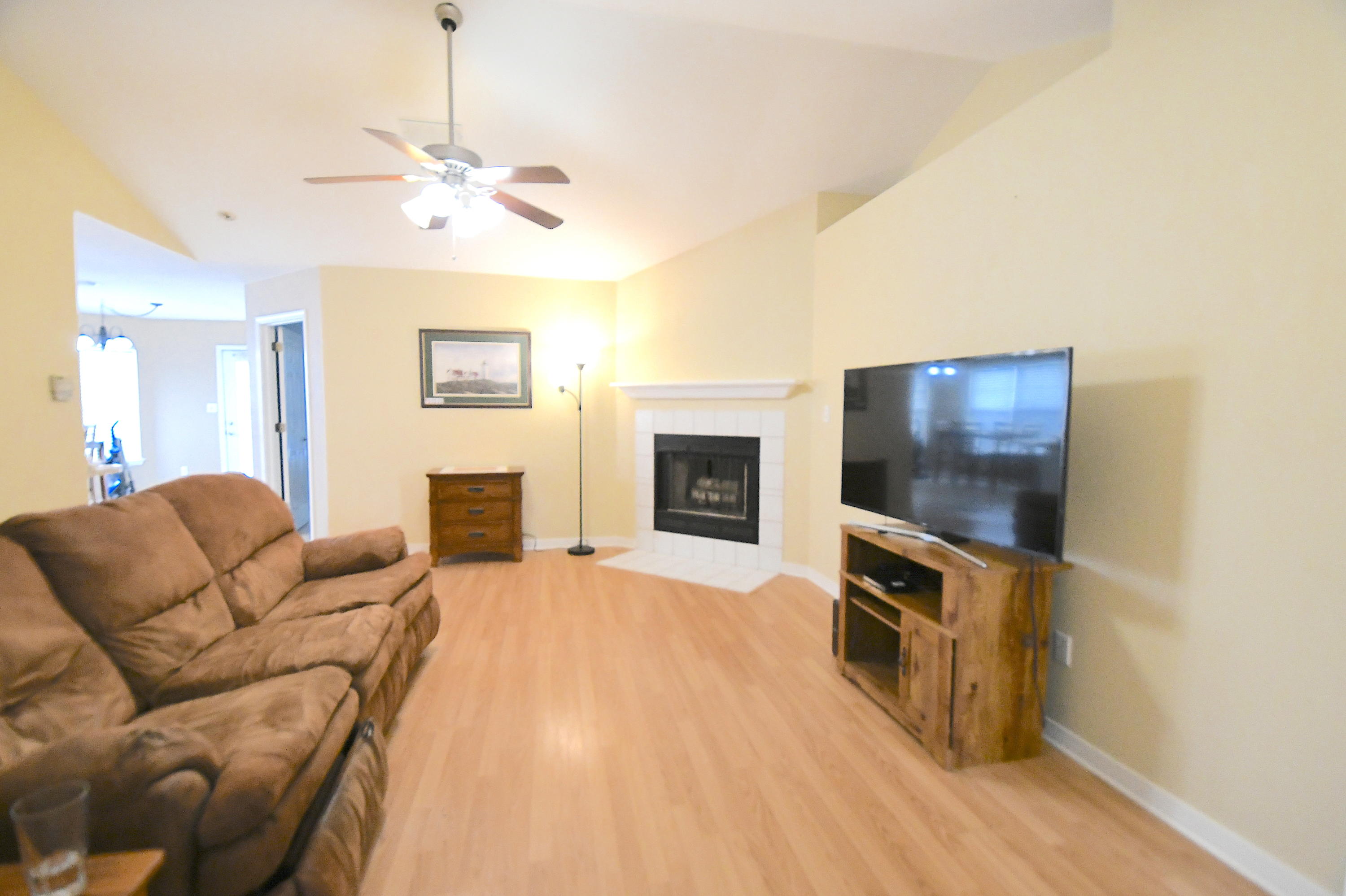 30 Stowe Road Mary Esther, FL 32569 - Photo 3 of 19 Gallery Image 3