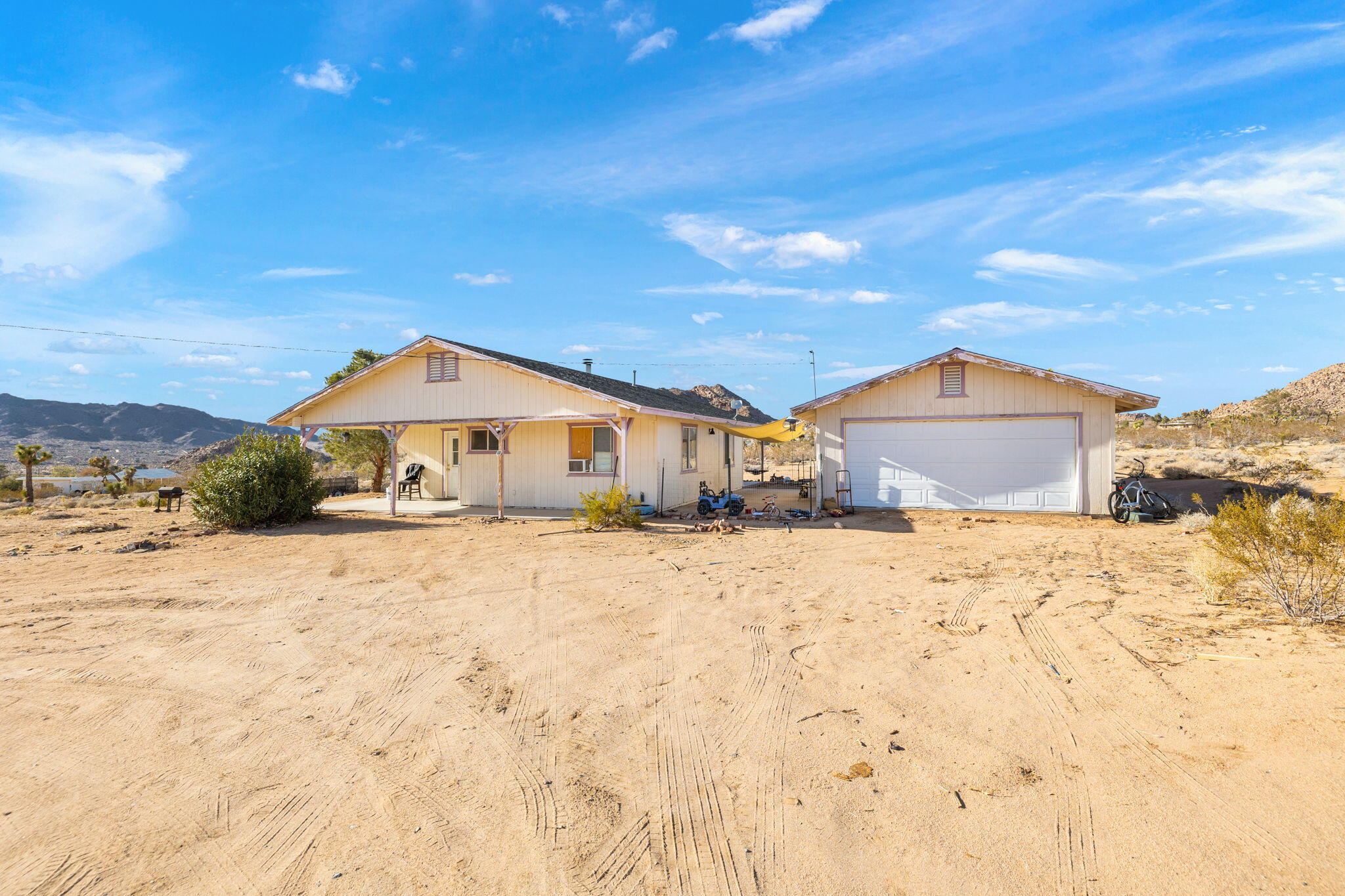 63466 Single Tree Road Joshua Tree, CA 92252 - Photo 33 of 62 21-web-or-mls-8M4A5113