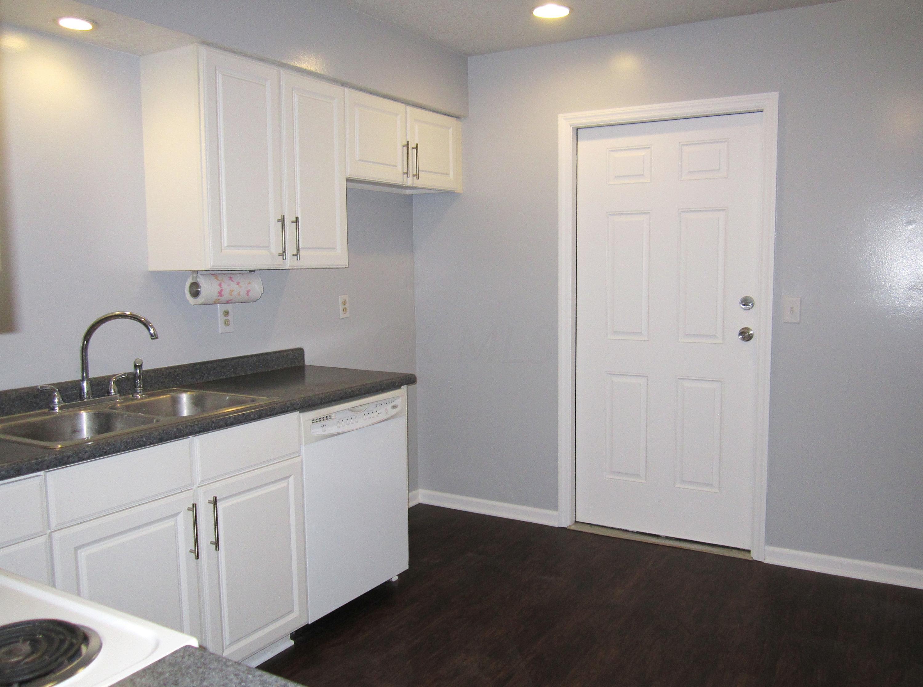 552 Blacksnake Road Utica, OH 43080 - Photo 4 of 13 Gallery Image 4