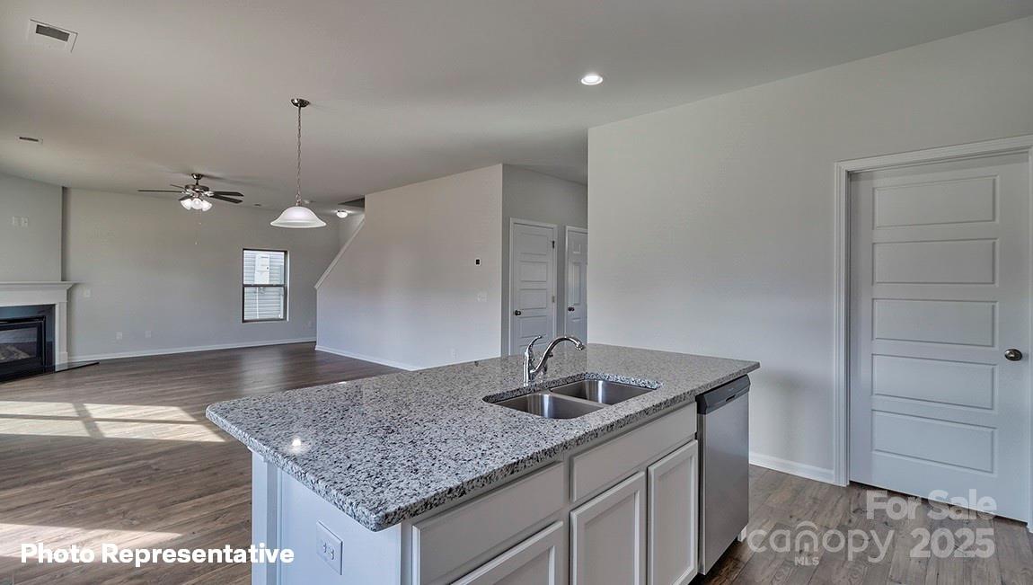 5227 Reedy Ridge Road Charlotte, NC 28215 - Photo 3 of 21 Gallery Image 3