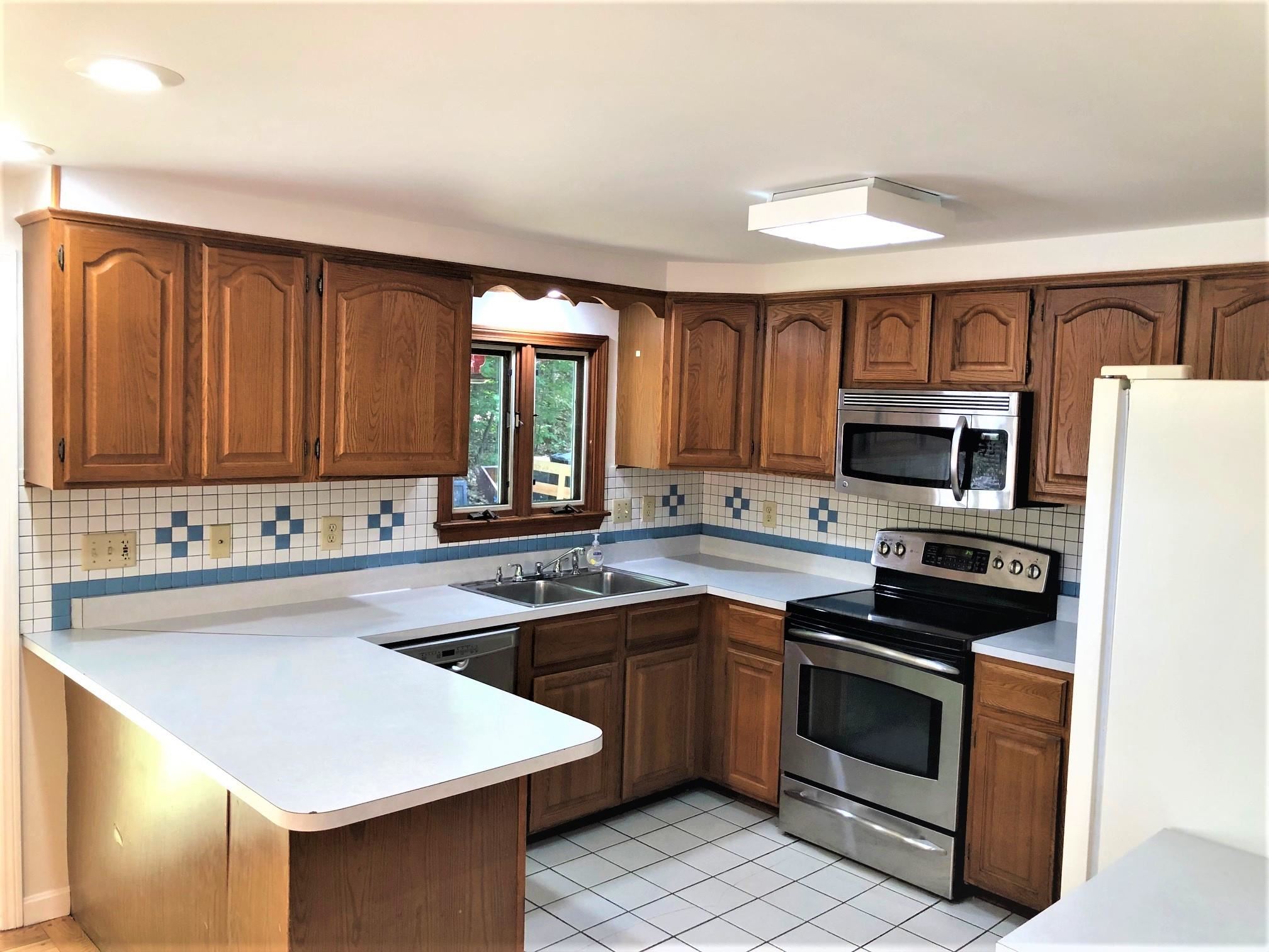 35 Tuttle Road Chesterfield, NH 03462 - Photo 5 of 32