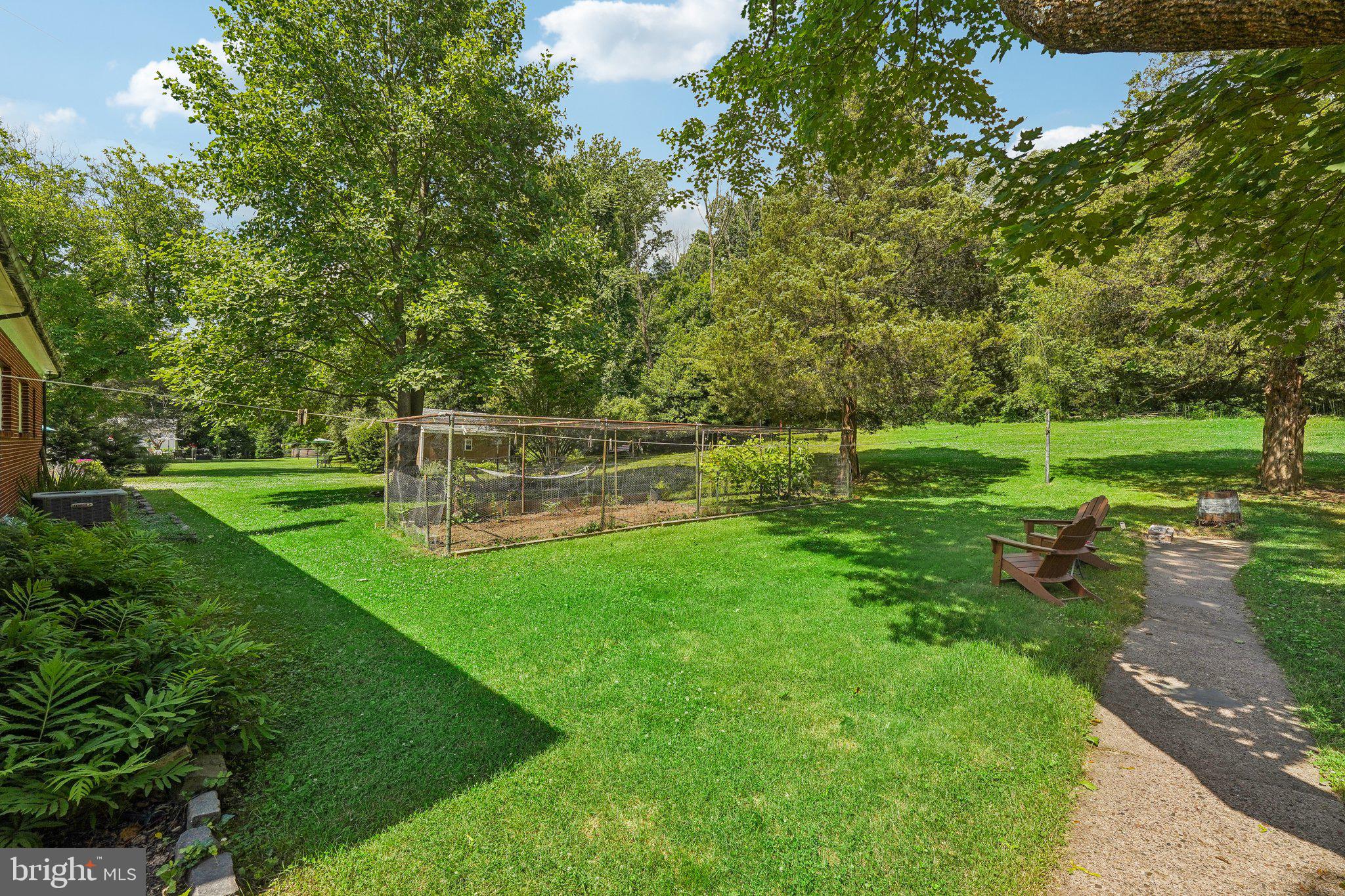 1130 River Road Ewing, NJ 08628 - Photo 45 of 53 Garden View