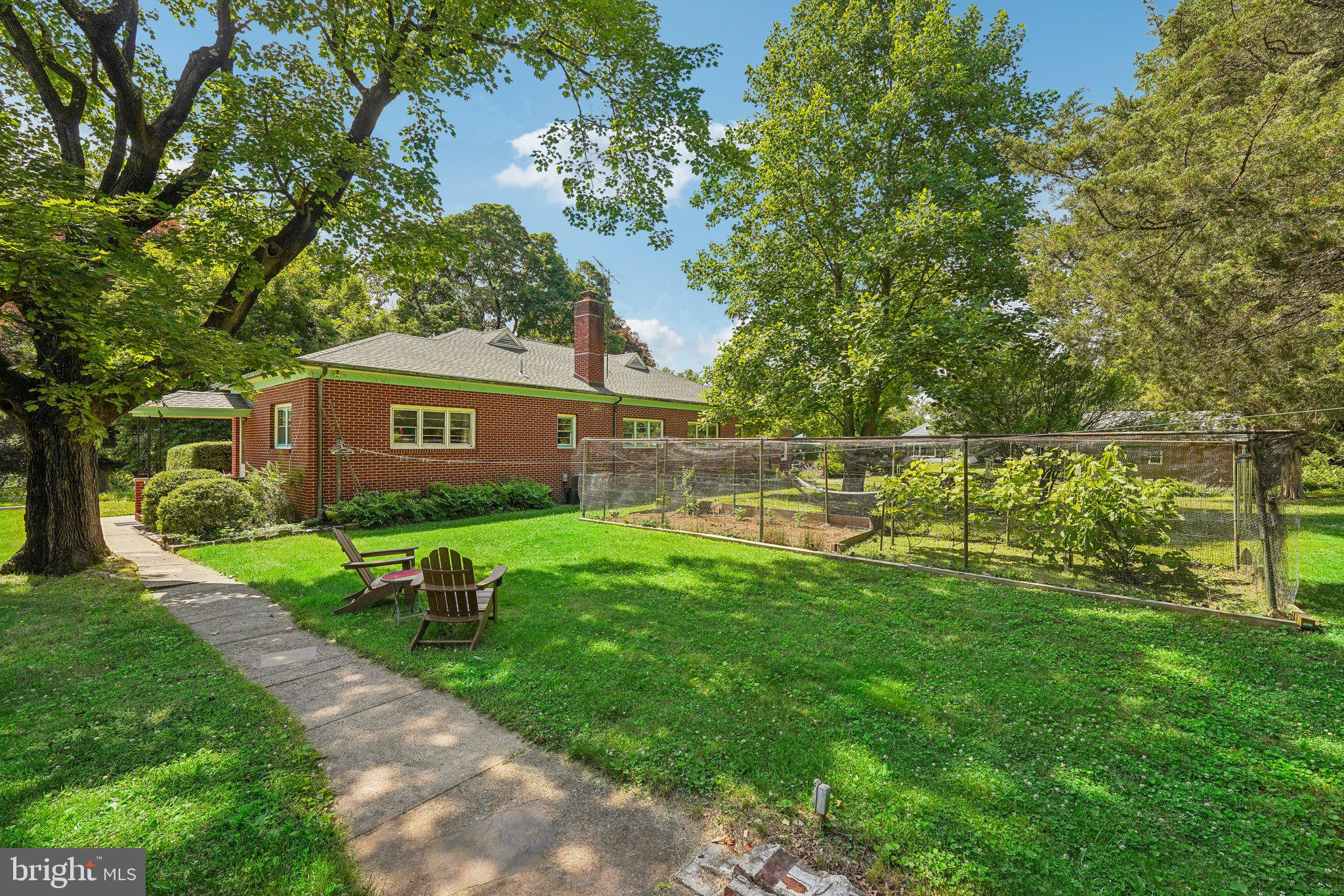 1130 River Road Ewing, NJ 08628 - Photo 52 of 53 Garden Views