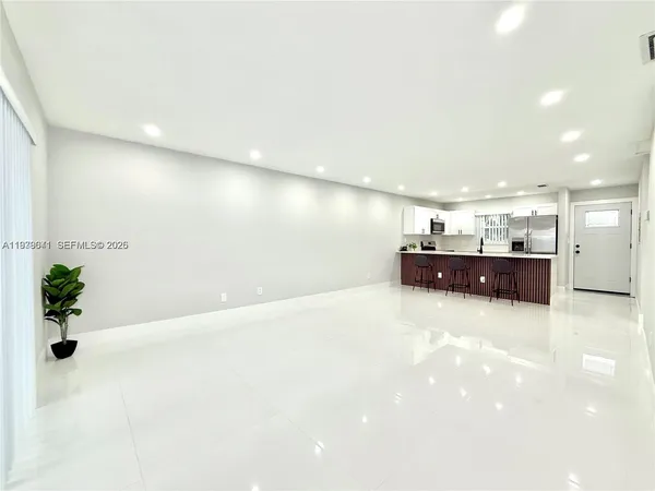 $519,999 | 11240 Southwest 33rd Cir Place, Miami, FL 33165