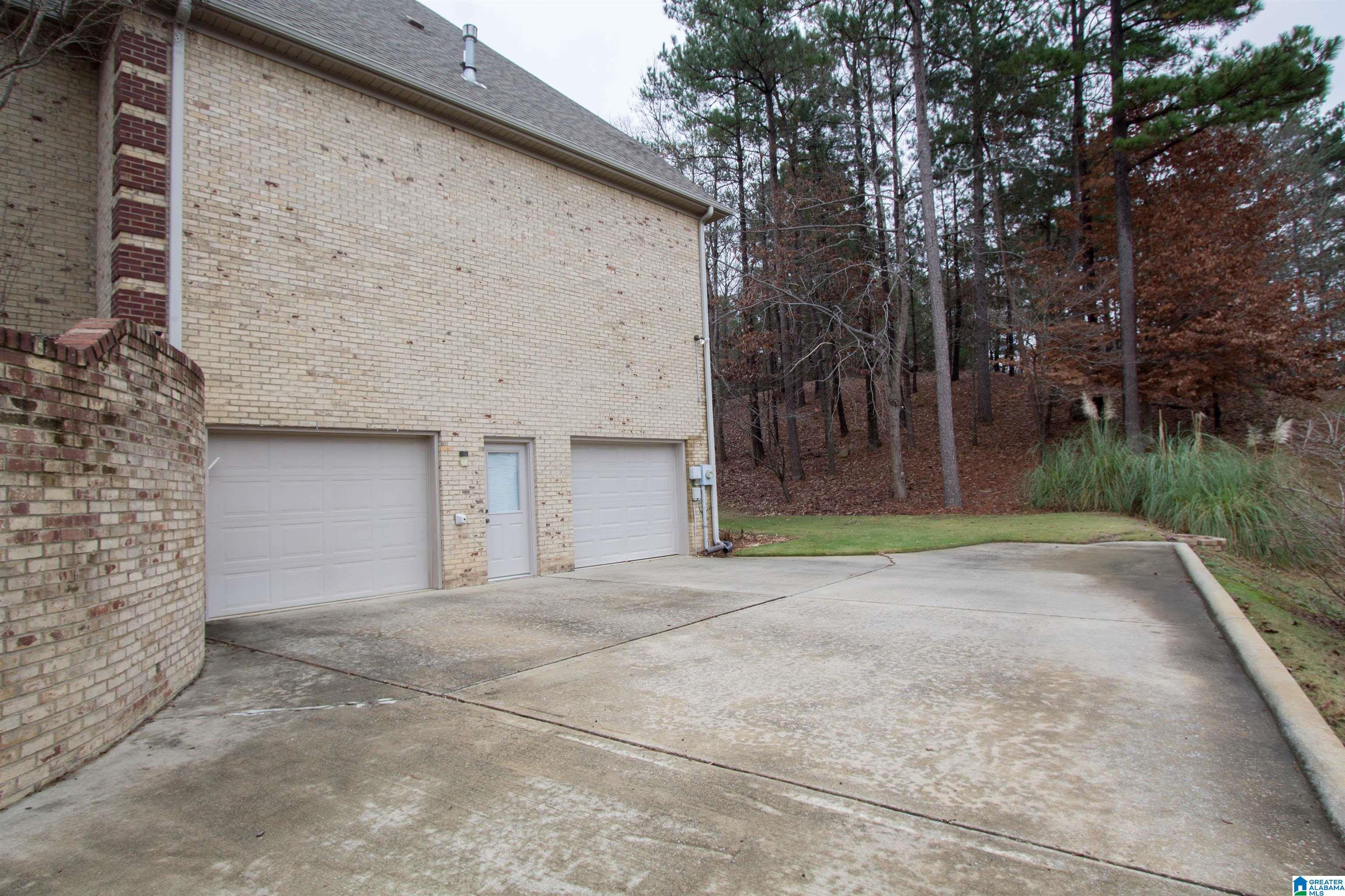 520 Wild Ridge Circle Pelham, AL 35124 - Photo 3 of 37