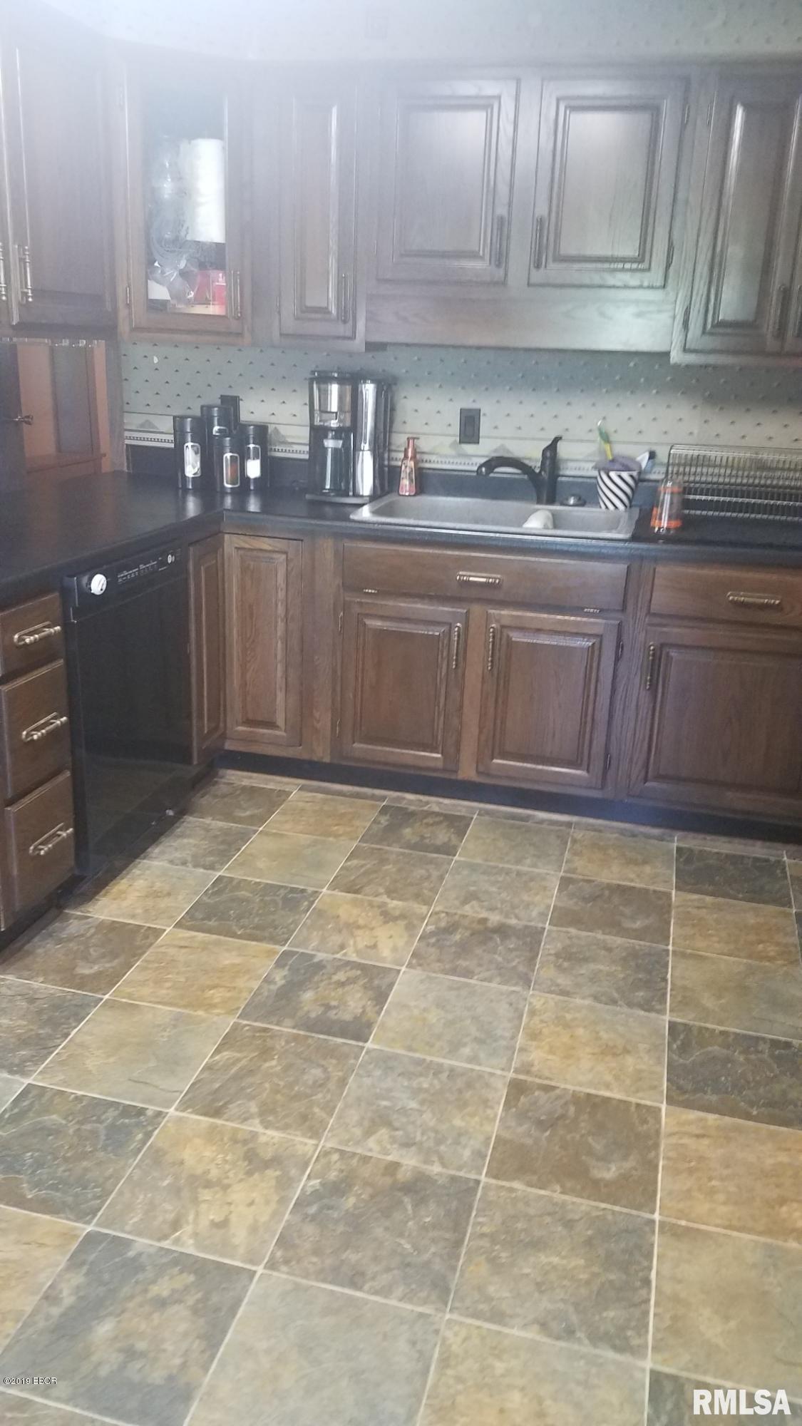 15147 Circle M Road Sesser, IL 62884 - Photo 8 of 16