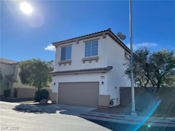 $1,895 | 733 Emerald Idol Place, Henderson, NV 89011