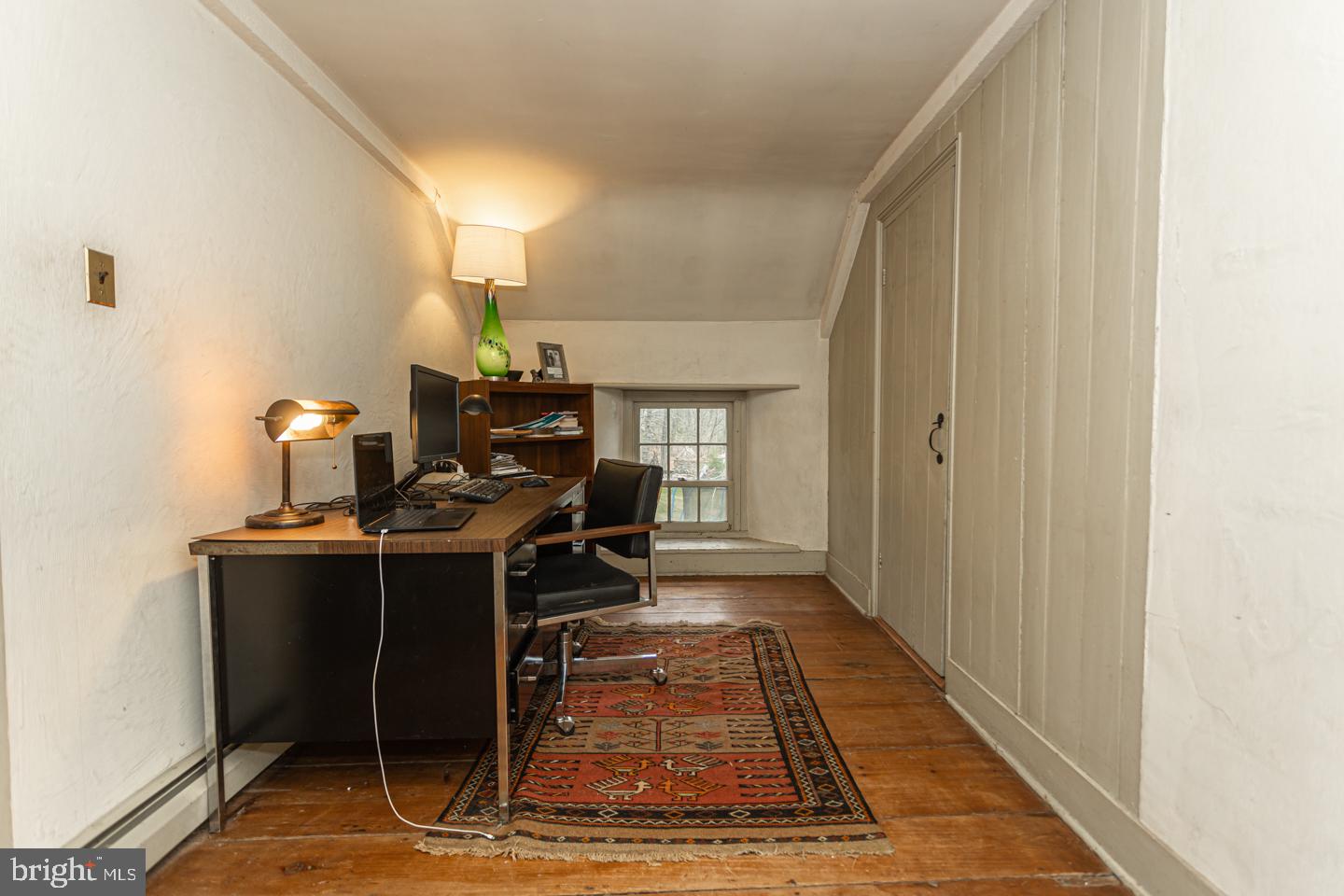2 Woodhill Road Newtown, PA 18940 - Photo 24 of 58 a room with chairs