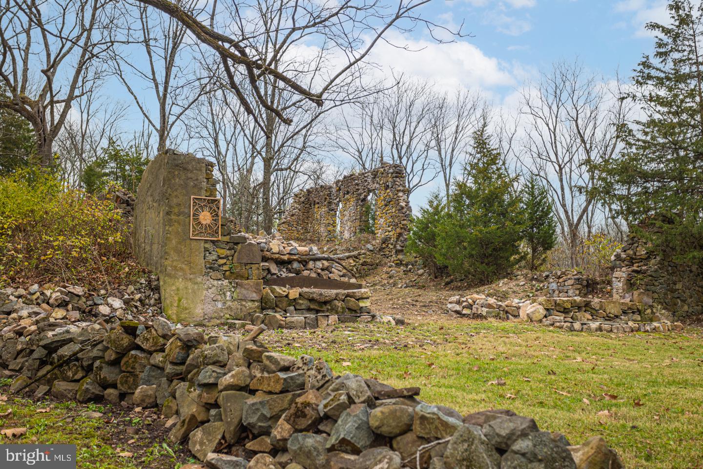 2 Woodhill Road Newtown, PA 18940 - Photo 43 of 58 a view of outdoor space with garden