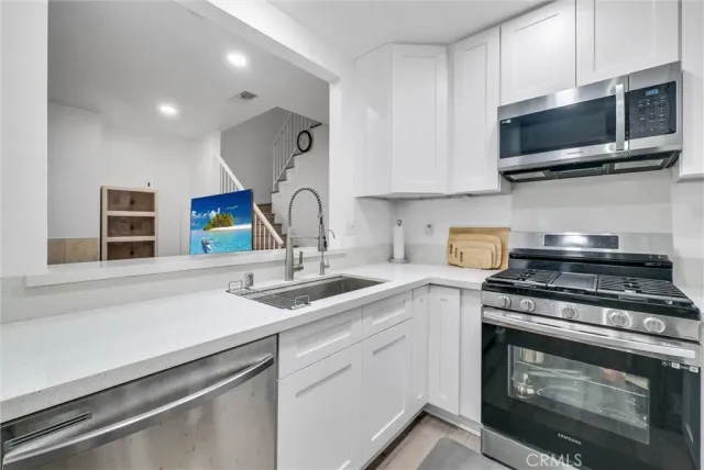 $575,000 | 19555 East Cypress Street, Unit P, Covina, CA 91723