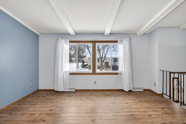 $245,000 | 917 94th Avenue Northeast, Blaine, MN 55434