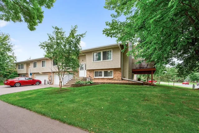 $245,000 | 917 94th Avenue Northeast, Blaine, MN 55434