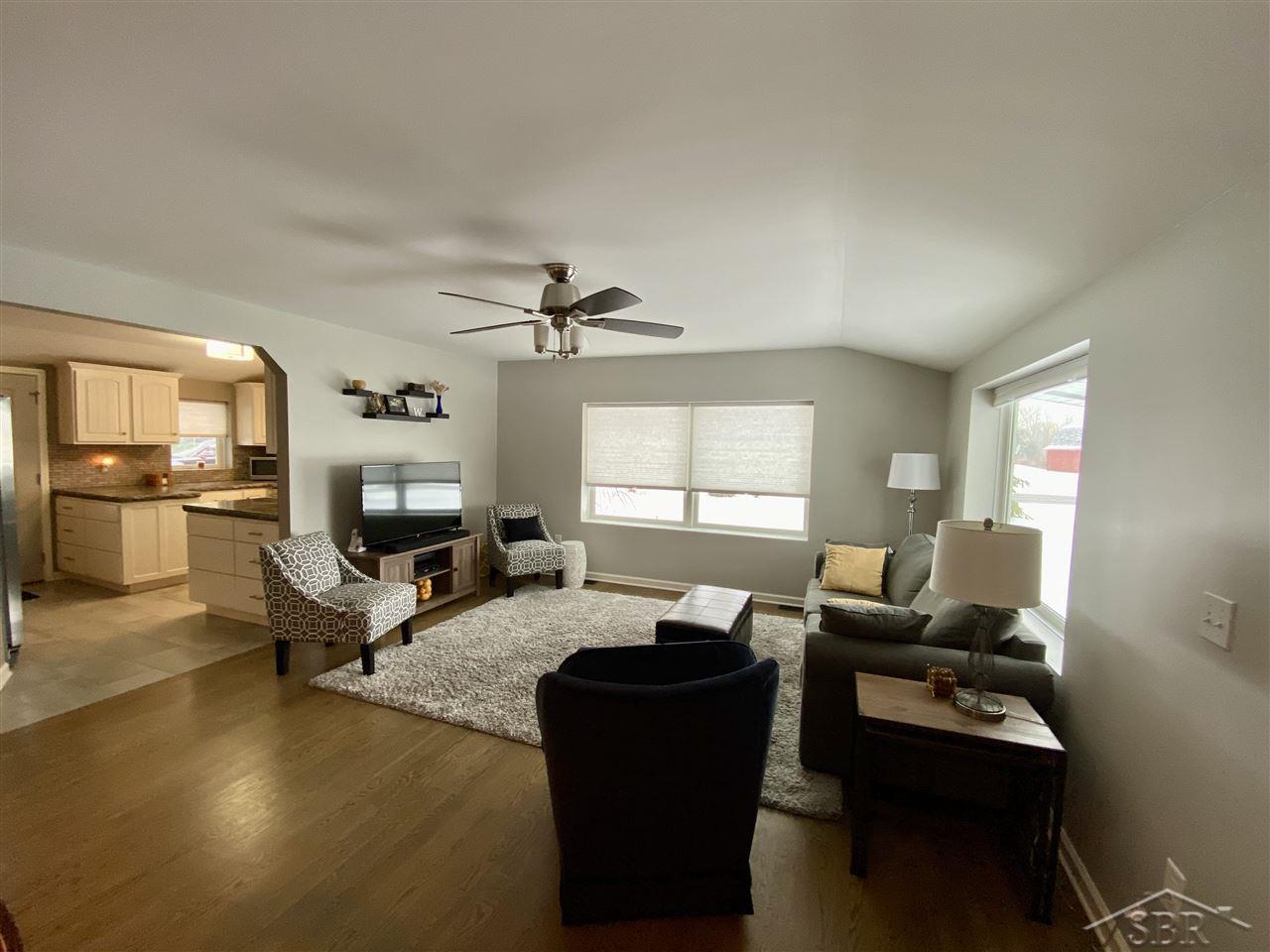 2061 Hotchkiss Road Freeland, MI 48623 - Photo 5 of 19 50003545-4.JPG
