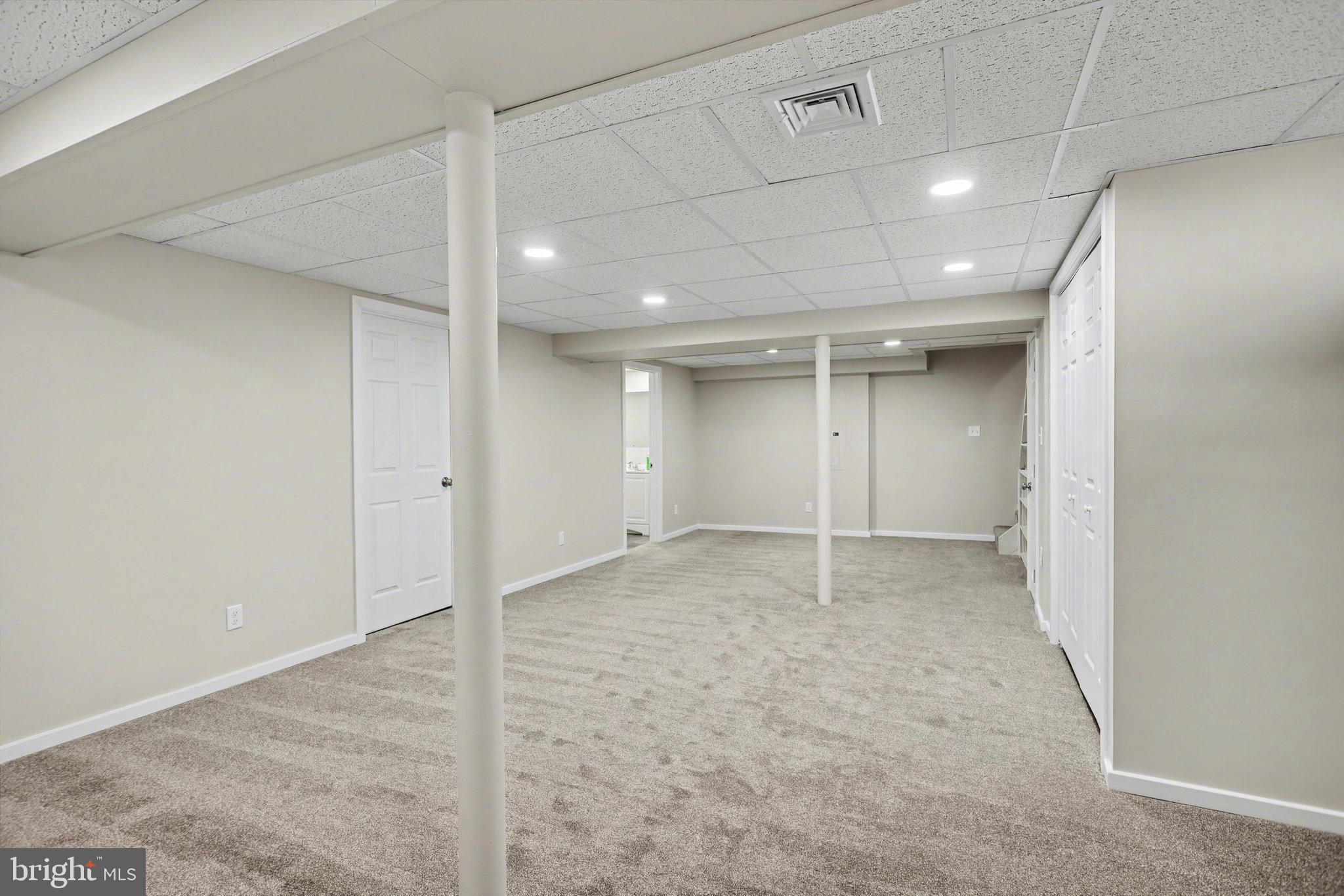 1402 Warwick Road Camp Hill, PA 17011 - Photo 29 of 36