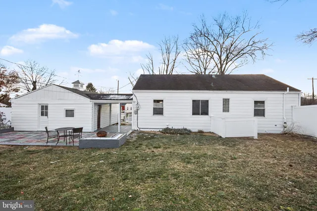 $315,000 | 1402 Warwick Road, Camp Hill, PA 17011