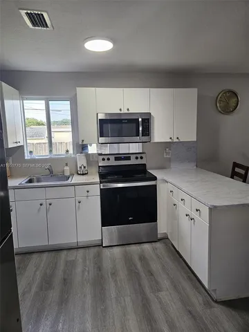 $525,000 | 4221 Northwest 169th Terrace, Miami Gardens, FL 33055