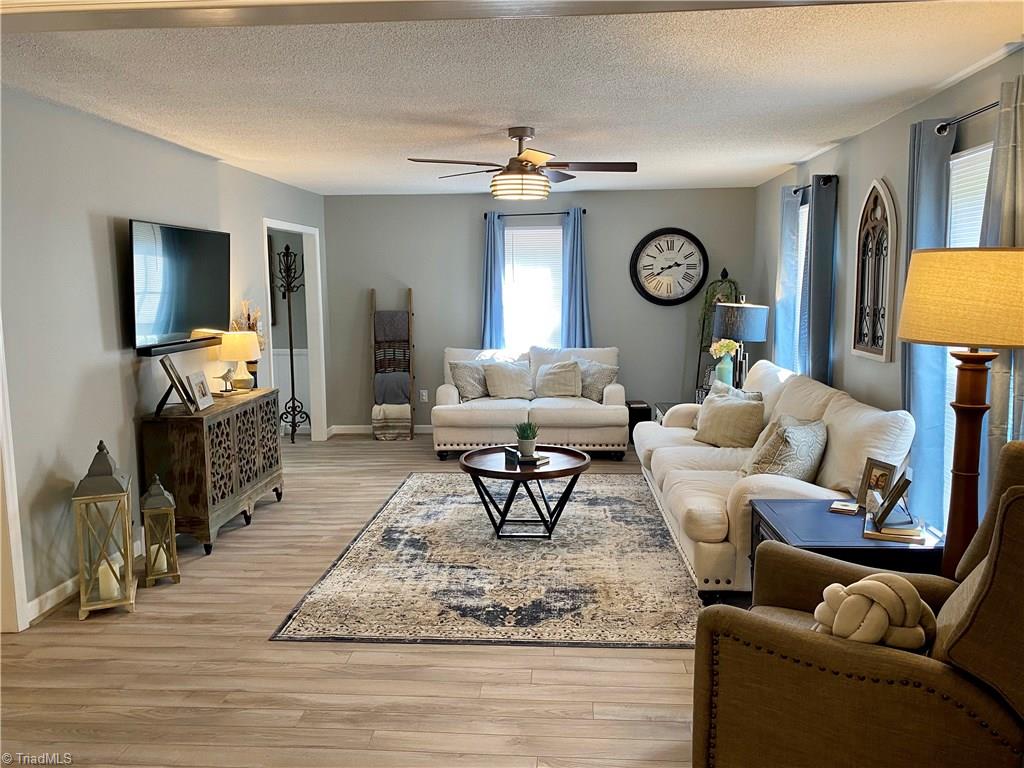 6281 Styers Ferry Road Clemmons, NC 27012 - Photo 5 of 29