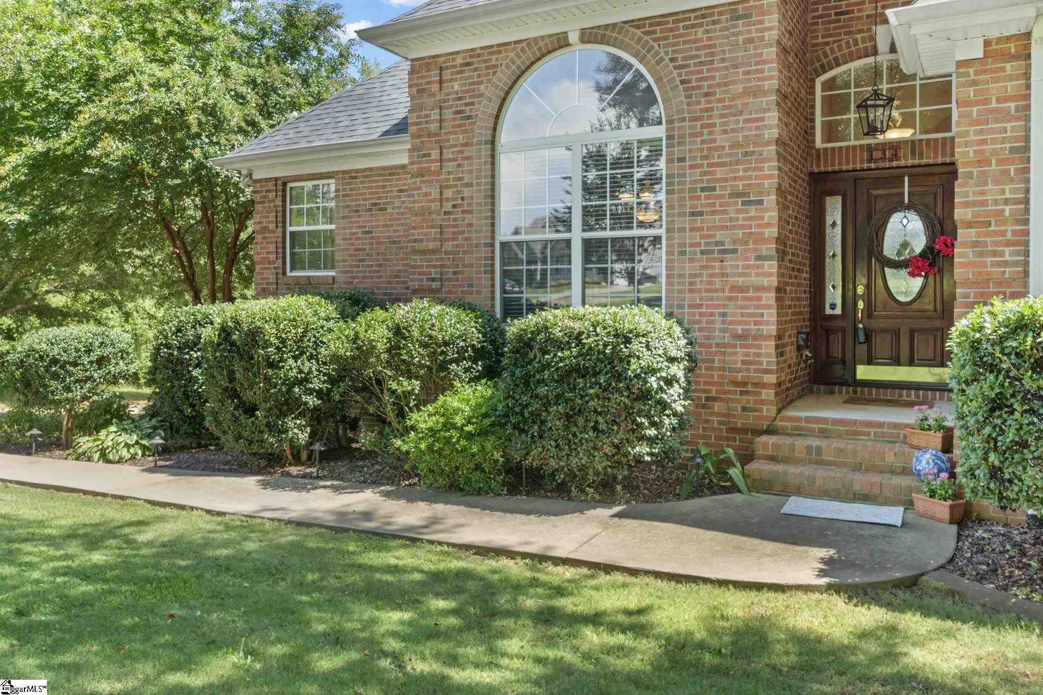 134 Roundstone Drive Inman, SC 29349 - Photo 6 of 25 Gallery Image 6