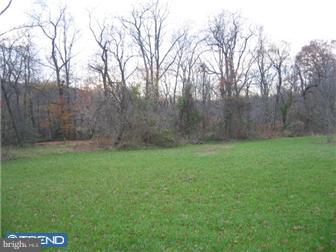 15 Mill Road Hamilton, NJ 08620 - Photo 3 of 12 Exterior Back