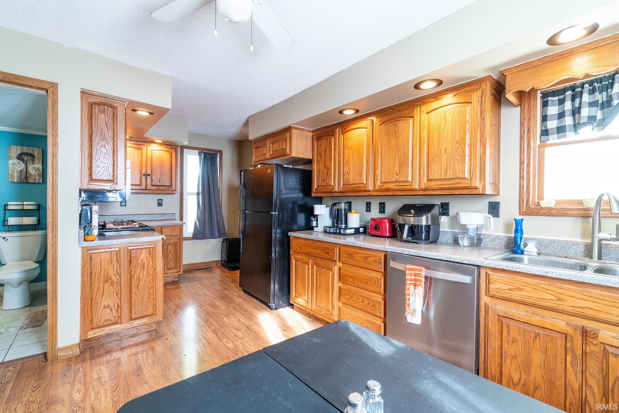 1111 North 2nd Street Decatur, IN 46733 - Photo 11 of 19