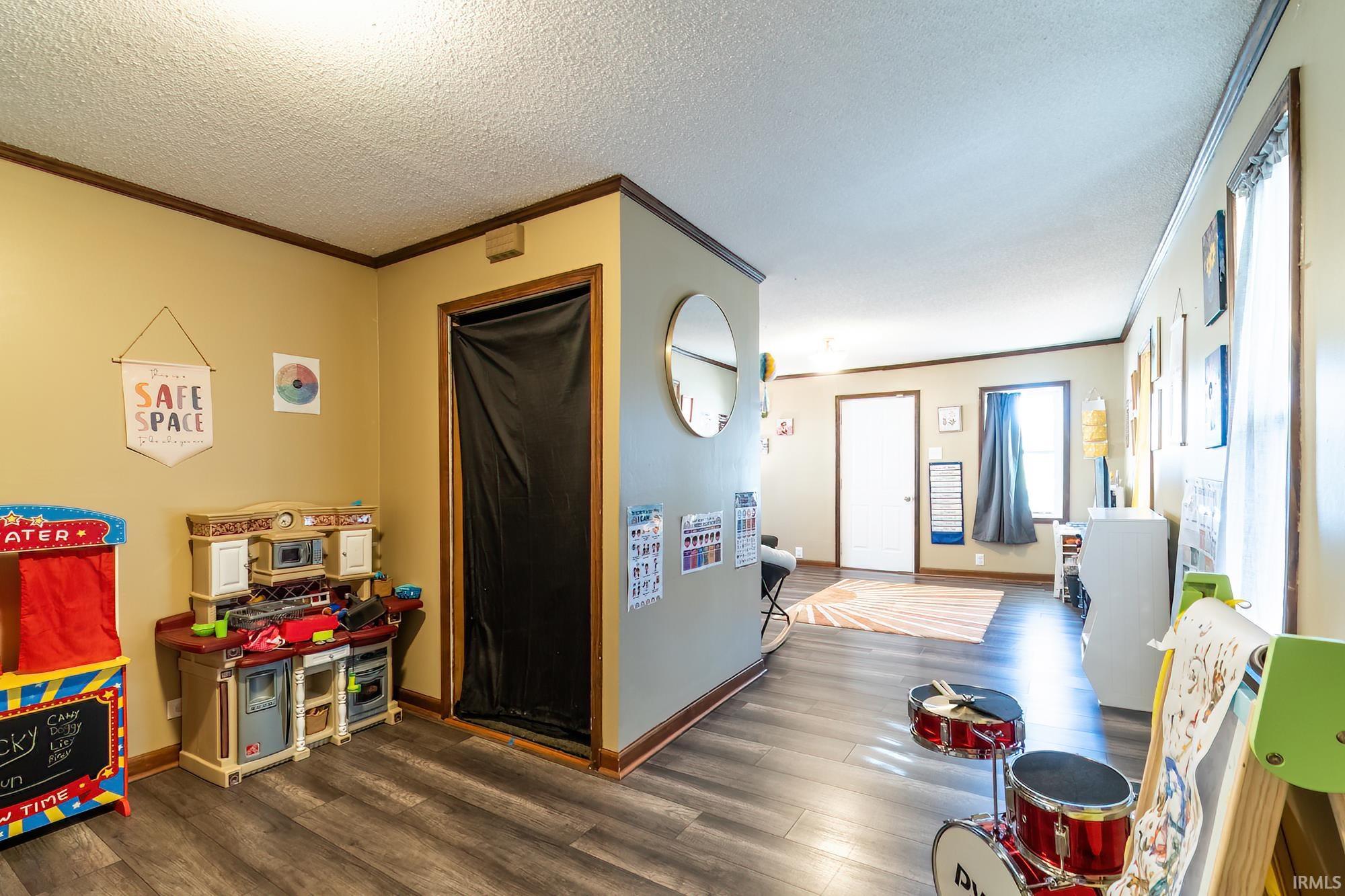 1111 North 2nd Street Decatur, IN 46733 - Photo 7 of 19