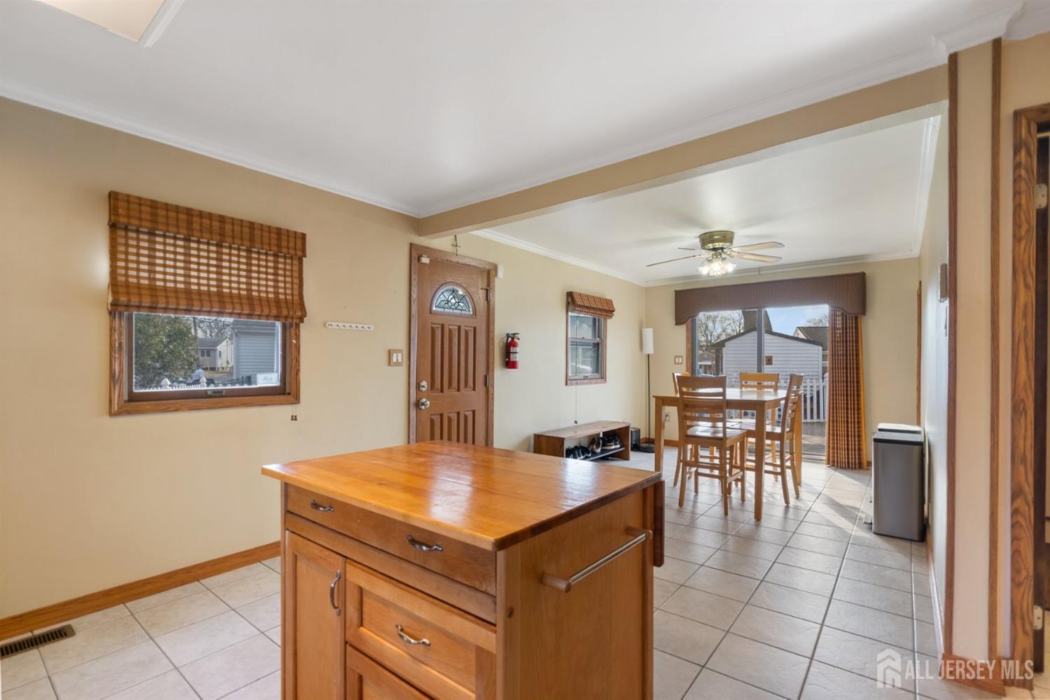 31 Villanova Road Old Bridge, NJ 08859 - Photo 12 of 29 a kitchen with a table and chairs