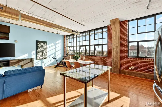 $162,900 | 2020 Washington St Street, Unit 707, St. Louis, MO 63103