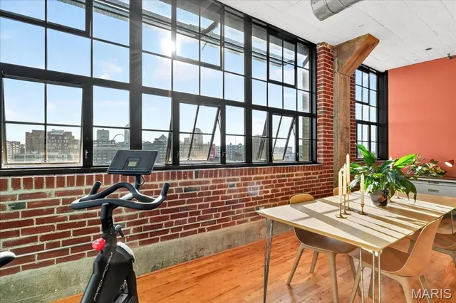 $162,900 | 2020 Washington St Street, Unit 707, St. Louis, MO 63103