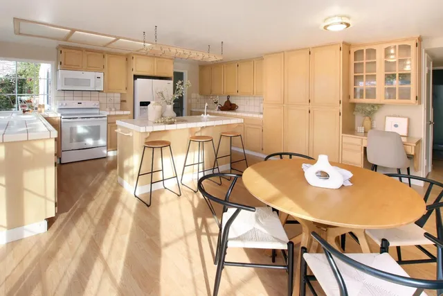 $2,995,000 | 875 Tartarian Way, Sunnyvale, CA 94087