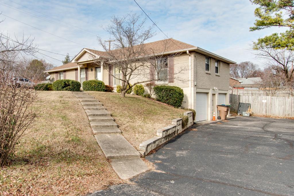 226 Wallace Road Nashville, TN 37211 - Photo 3 of 27 Gallery Image 3