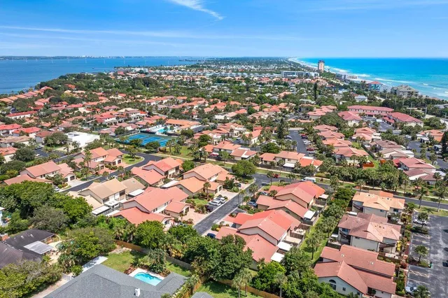 $2,000 | 3335 Wind Surf Way, Melbourne Beach, FL 32951