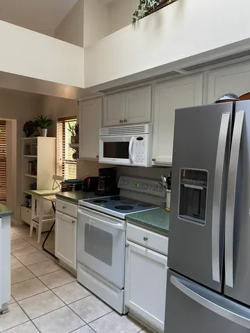 $2,000 | 3335 Wind Surf Way, Melbourne Beach, FL 32951